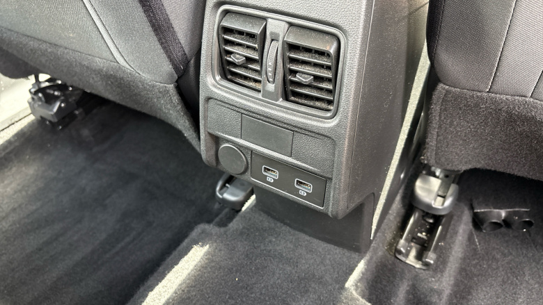 Renault Arkana 1.6 E-TECH Hybrid 145 Iconic 5dr Auto Hybrid Estate